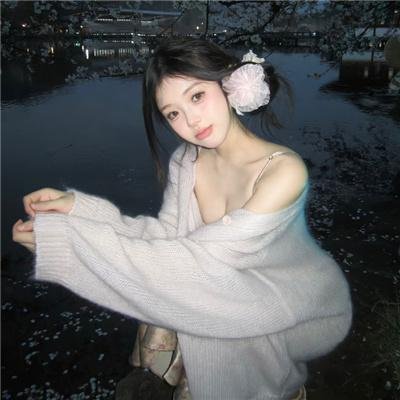 蜘蛛网中的女孩