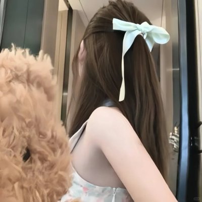惊叫少女
